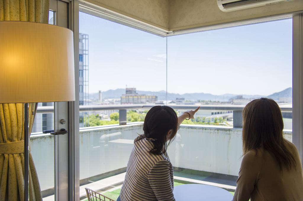 Hotel Hiroshima Sunplaza Стая снимка