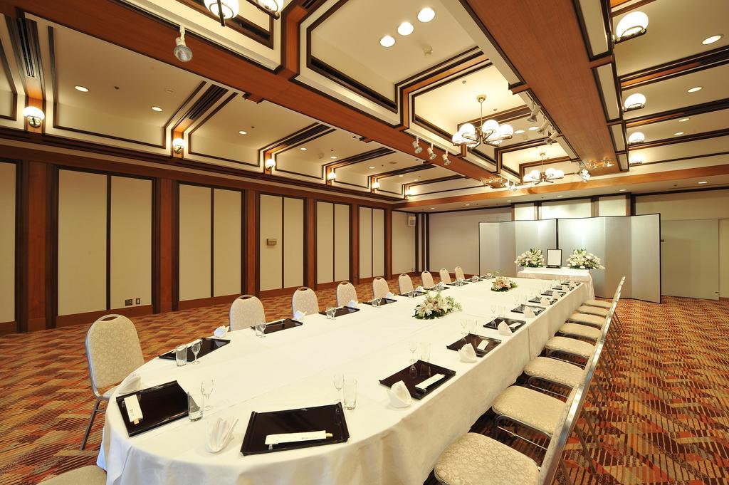 Hotel Hiroshima Sunplaza Екстериор снимка