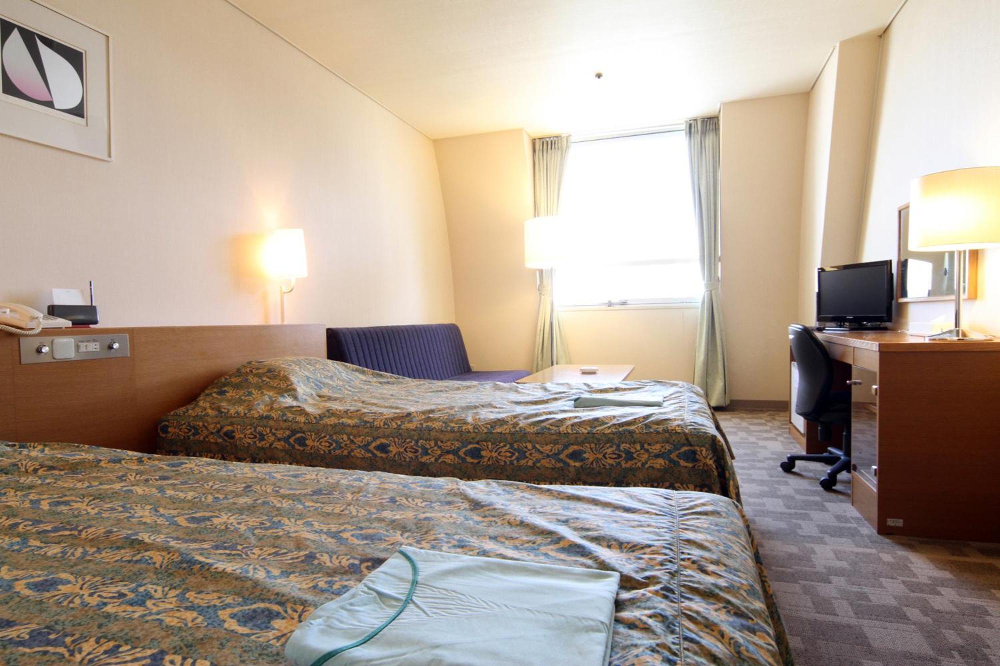 Hotel Hiroshima Sunplaza Екстериор снимка